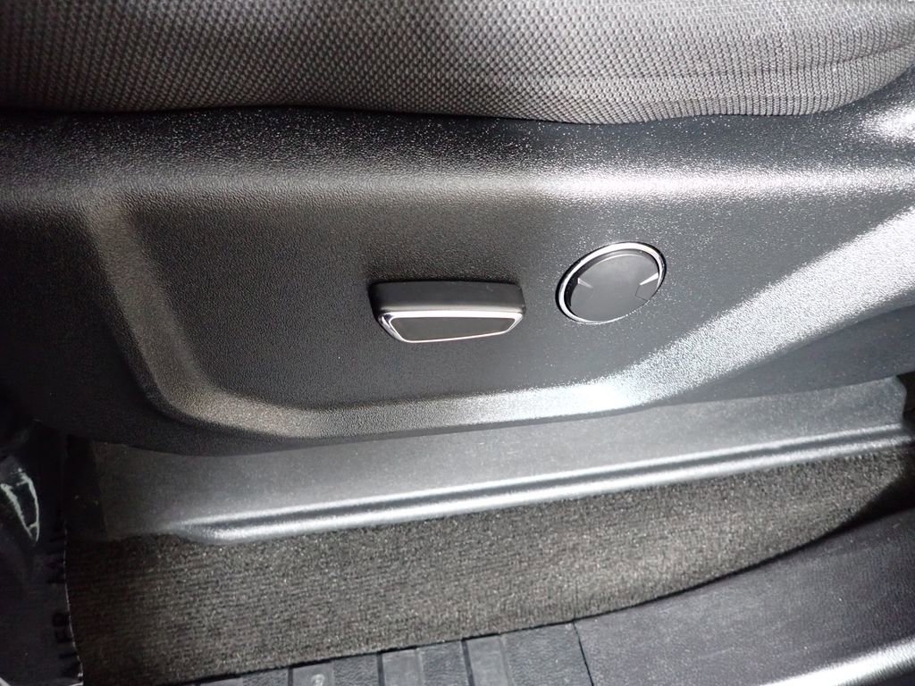 Used 2018 Ford F150 XLT w/ Equipment Group 301A Mid image 25