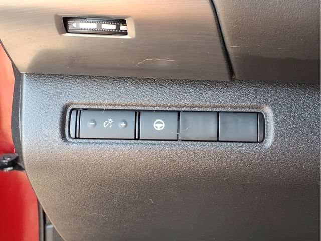 Used 2023 Nissan Pathfinder Rock Creek AWD/4WD image 15