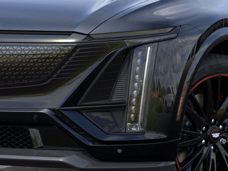 New 2026 Cadillac Lyriq V w/ Exterior Carbon Fiber Package image 10