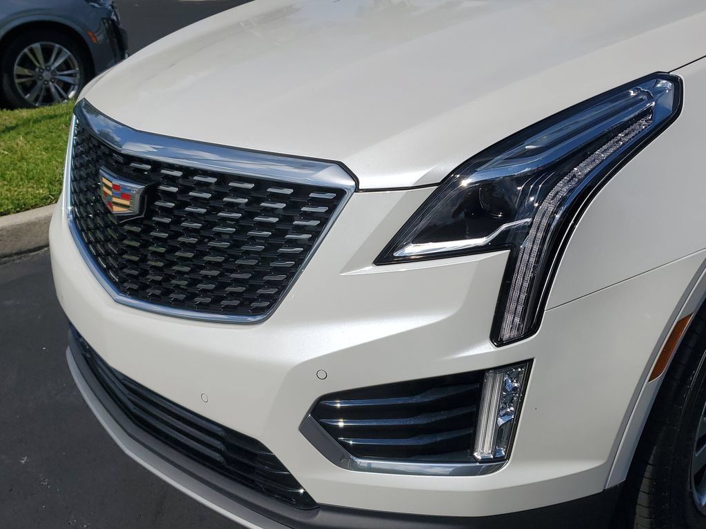 Certified 2023 Cadillac XT5 Premium Luxury w/ LPO, Premium Carpet Package FWD image 10
