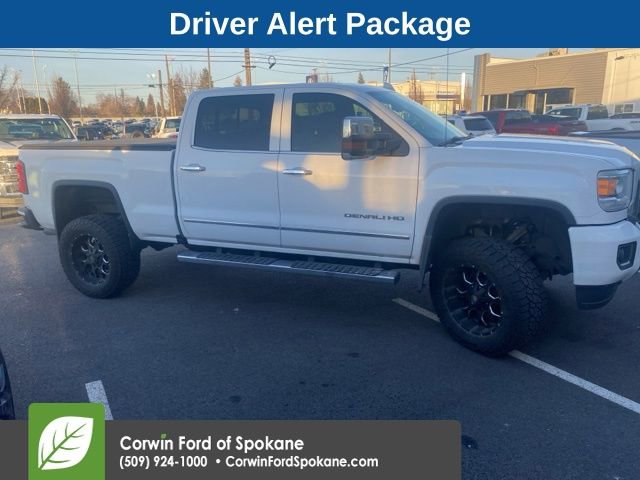 Used 2017 GMC Sierra 2500 Denali w/ Suspension Package, Off-Road image 2