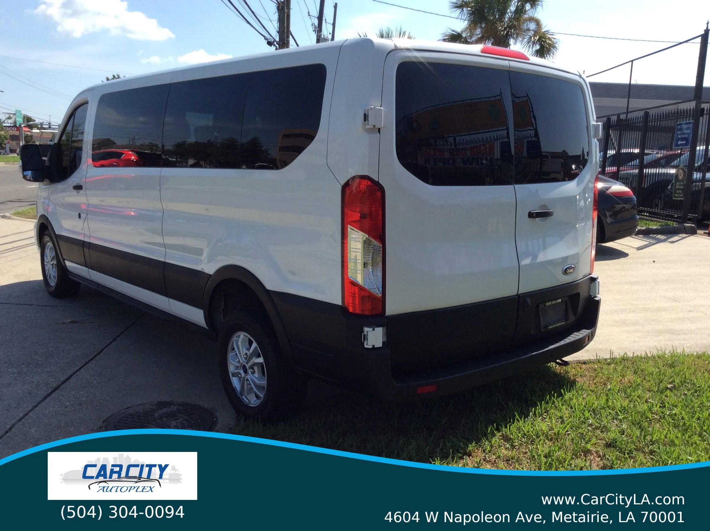 Used 2021 Ford Transit 350 XLT image 21