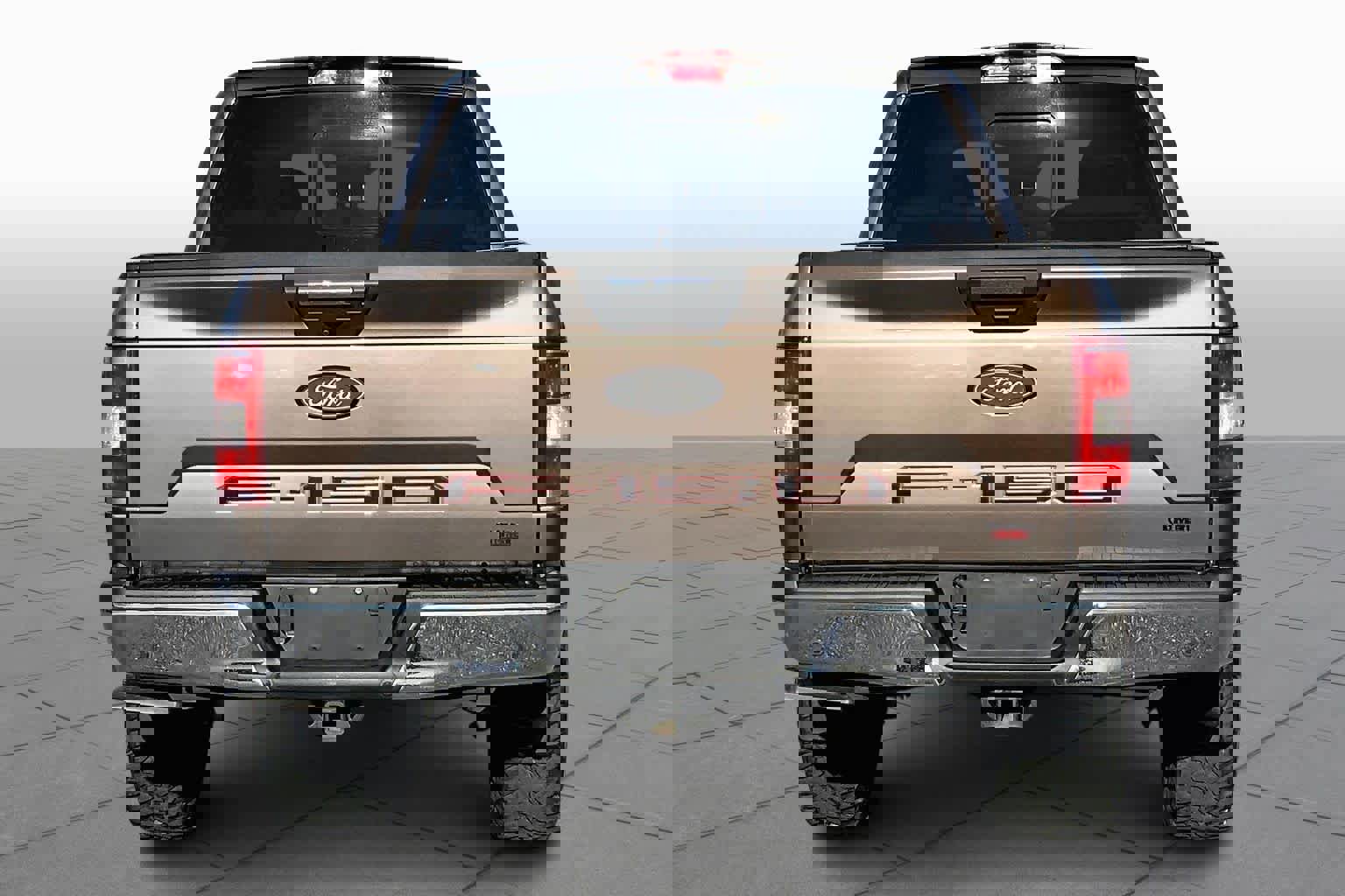 Certified 2020 Ford F150 XLT w/ Equipment Group 302A Luxury image 4