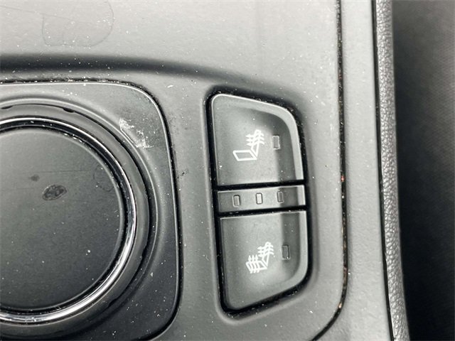 Used 2023 GMC Terrain SLT image 23