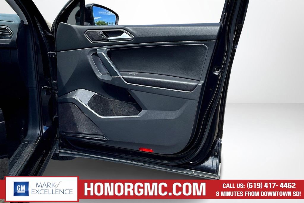 Used 2020 Volkswagen Tiguan SEL image 26