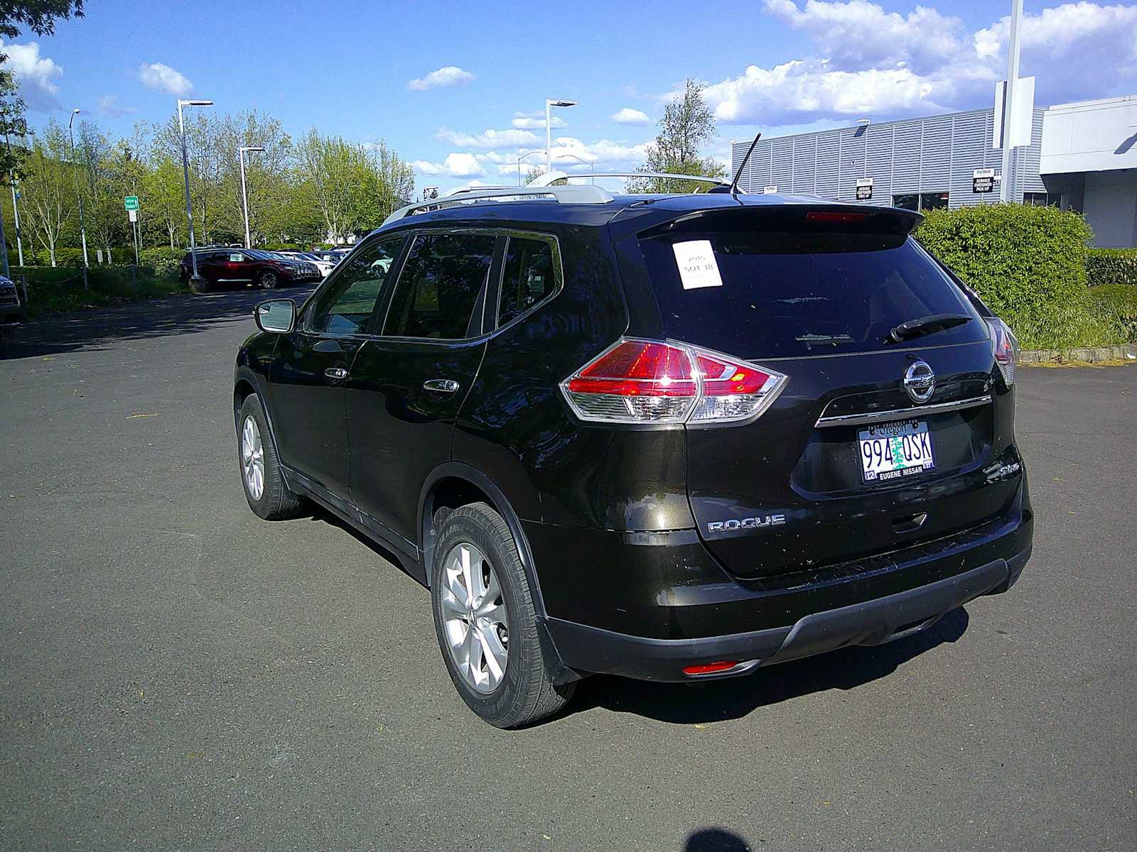 Used 2015 Nissan Rogue SV w/ SV Family Package AWD/4WD image 3