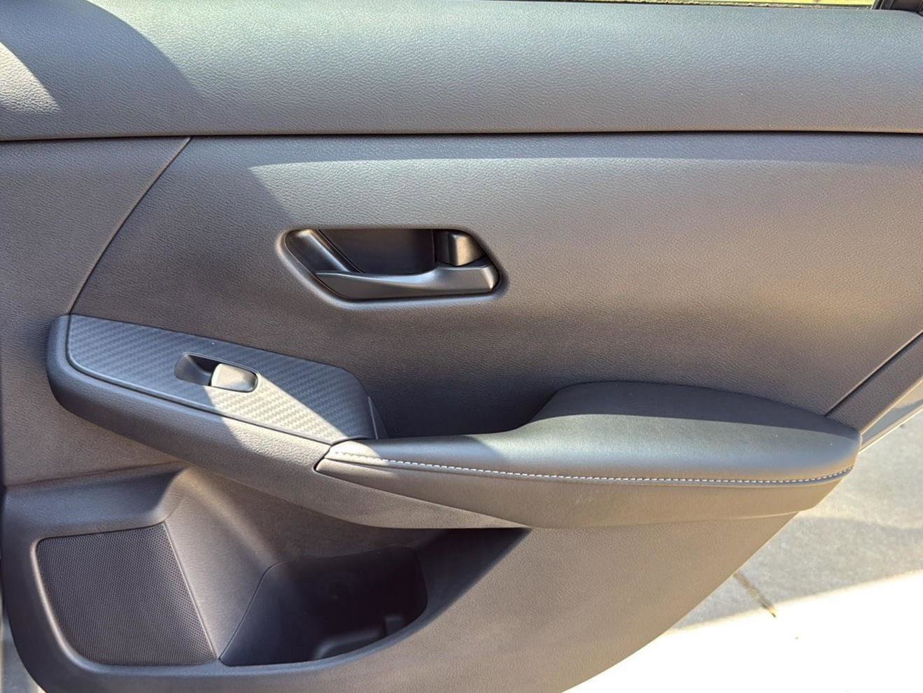 New 2025 Nissan Sentra SV w/ All-Weather Package FWD image 31