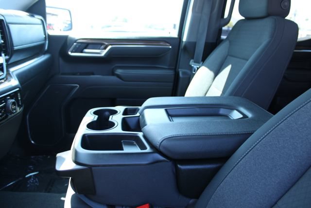 Used 2025 Chevrolet Silverado 1500 LT RWD image 38