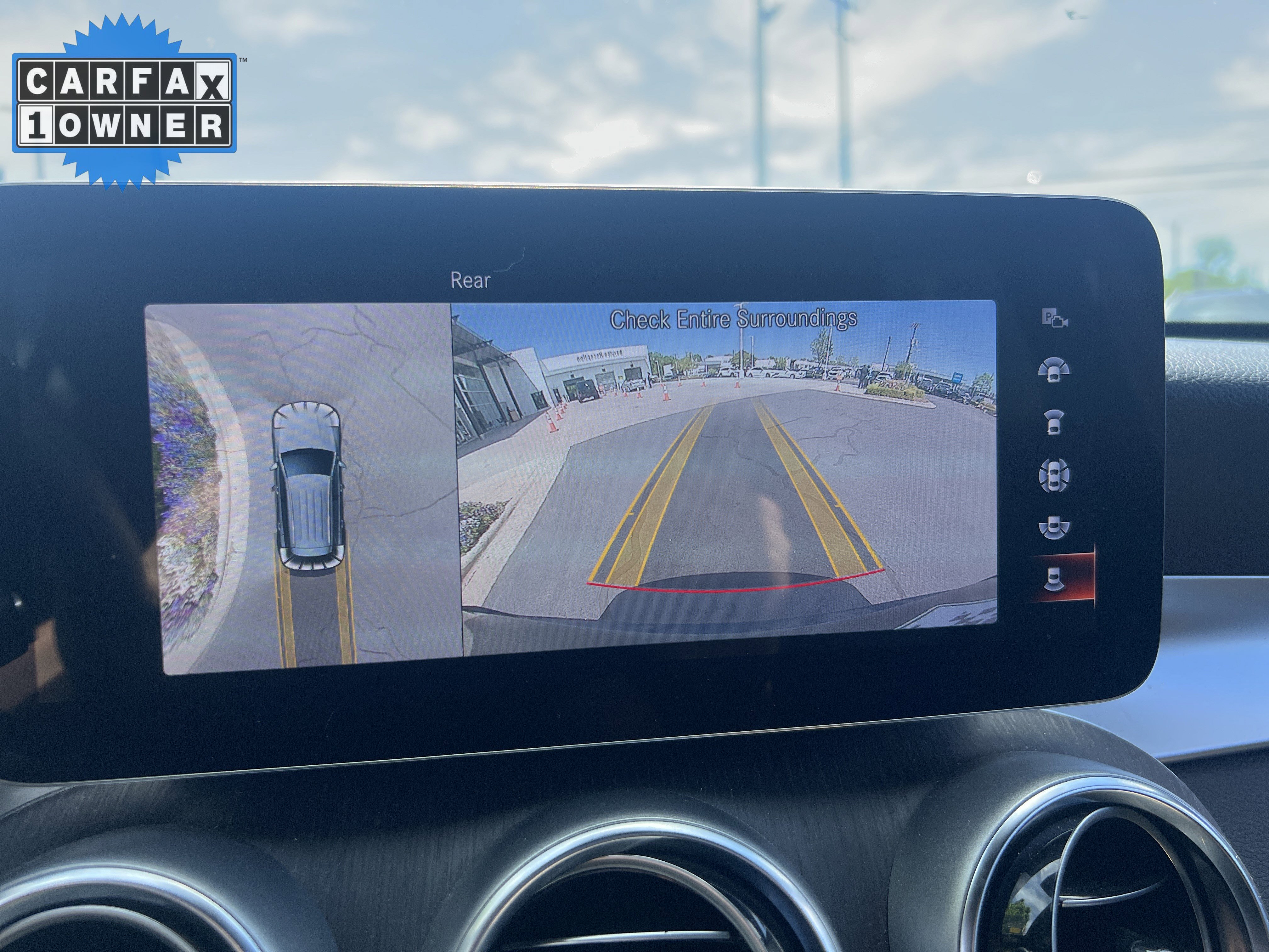 Used 2021 Mercedes-Benz GLC 300 4MATIC image 25