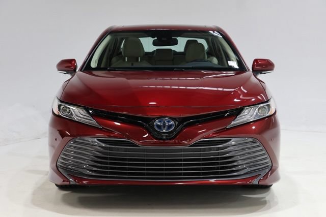 Used 2020 Toyota Camry XLE w/ Driver Assist Package FWD image 2
