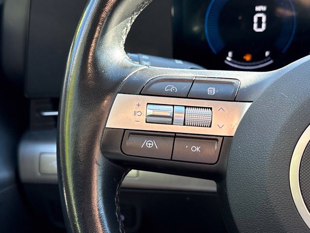Used 2024 Hyundai Kona SEL AWD/4WD image 17