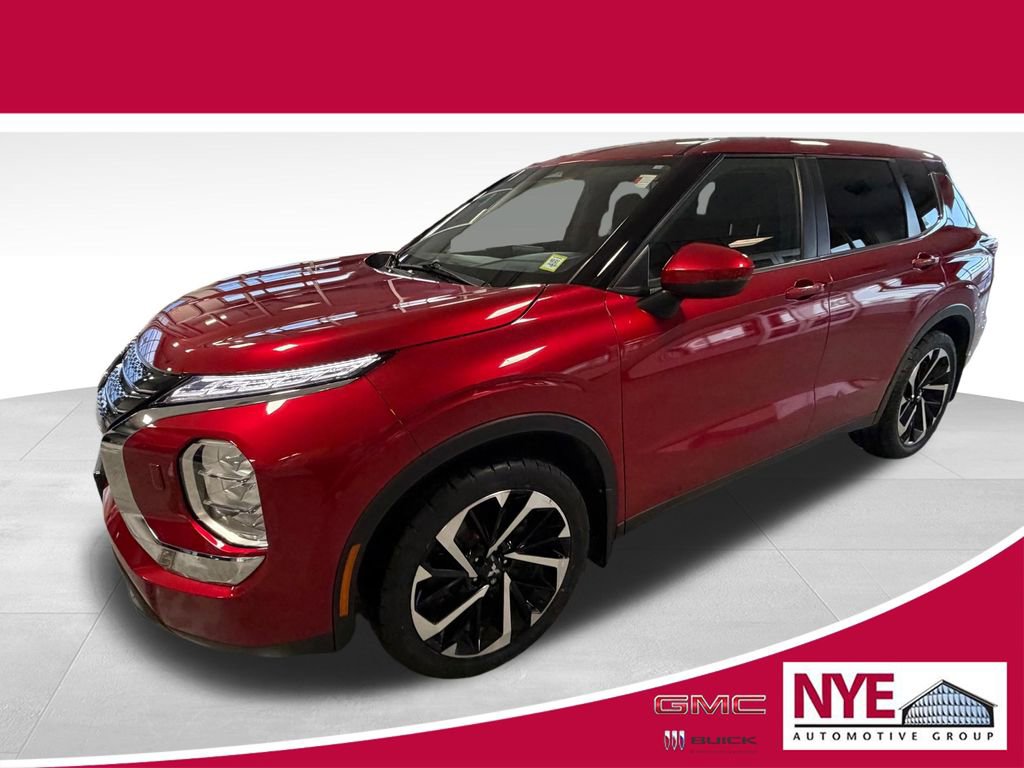 Used 2022 Mitsubishi Outlander ES image 1