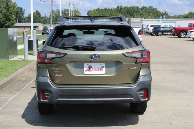 Used 2020 Subaru Outback Premium AWD/4WD image 4