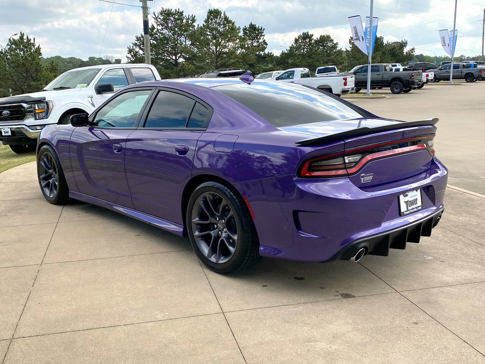 Used 2023 Dodge Charger Scat Pack w/ Plus Group RWD image 4