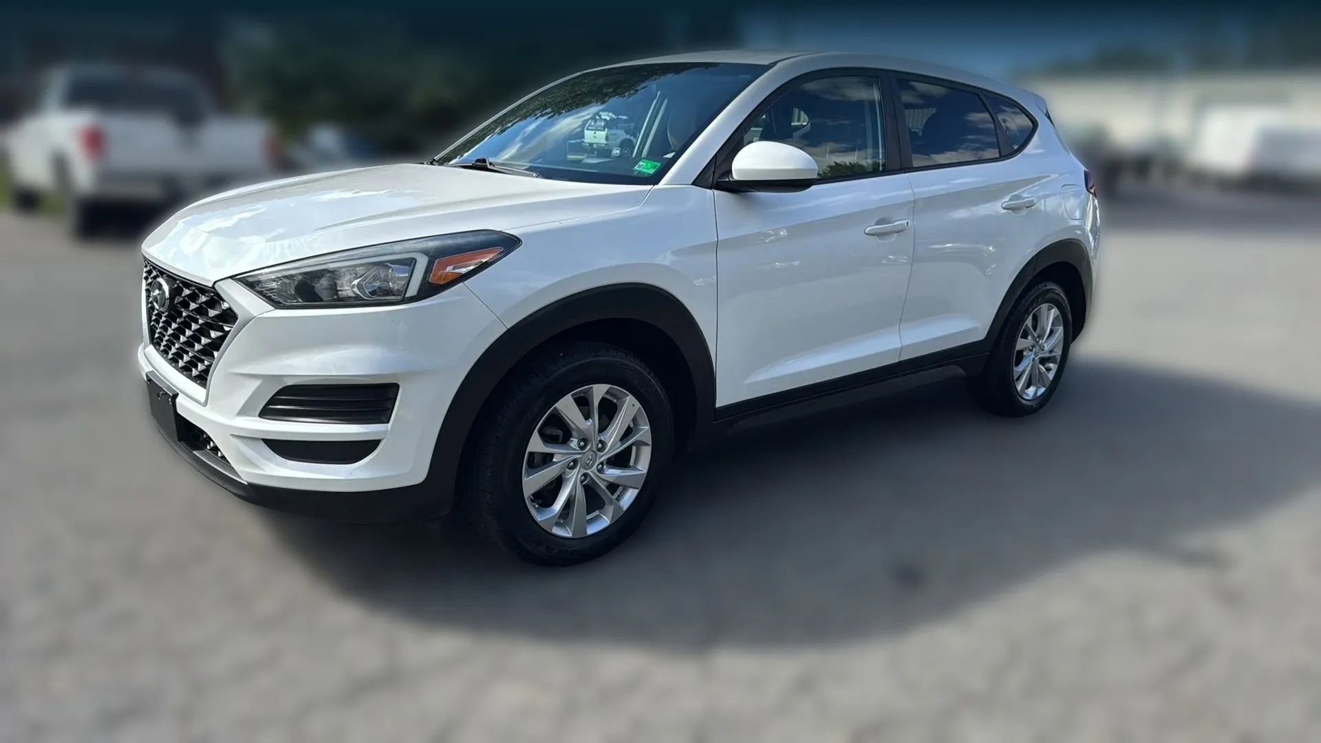 Used 2019 Hyundai Tucson SE image 1