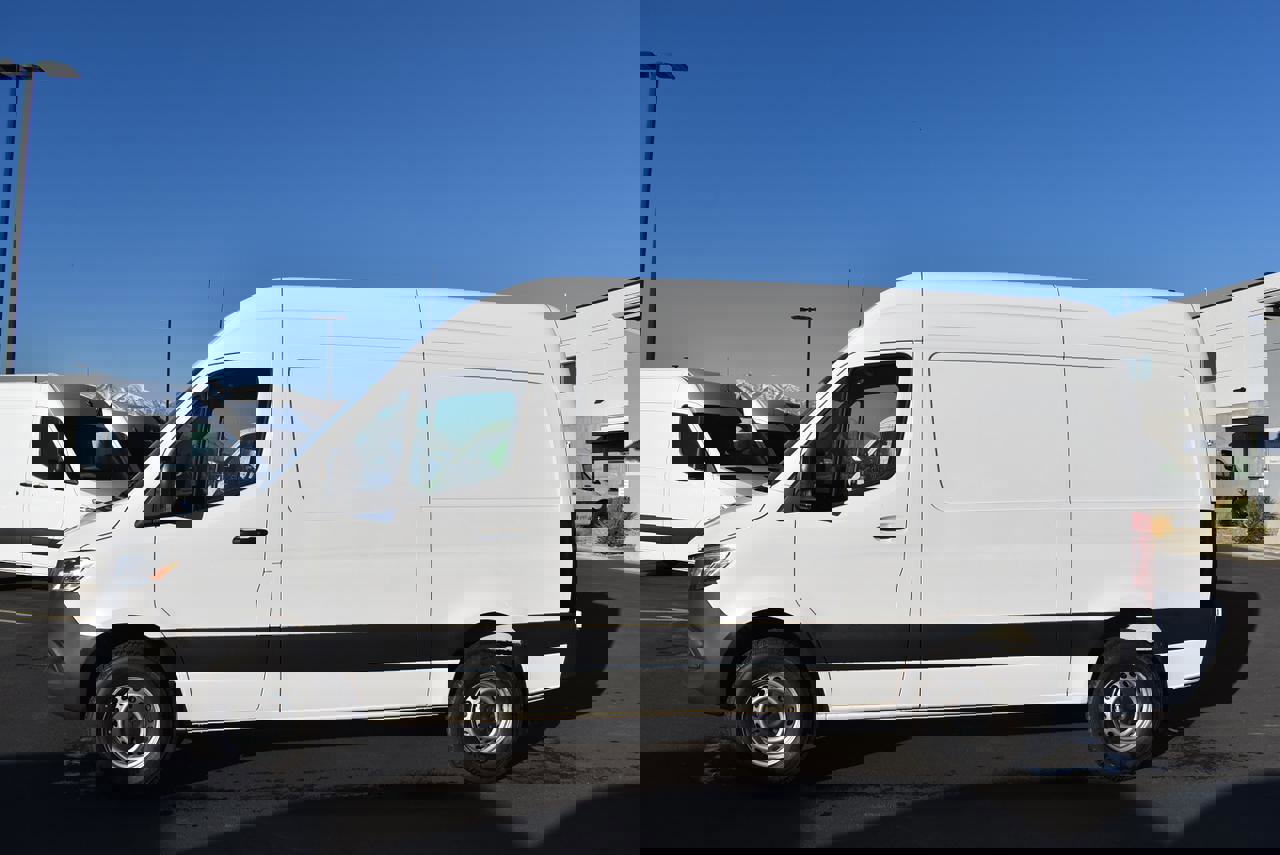 New 2025 Mercedes-Benz Sprinter 2500 image 4