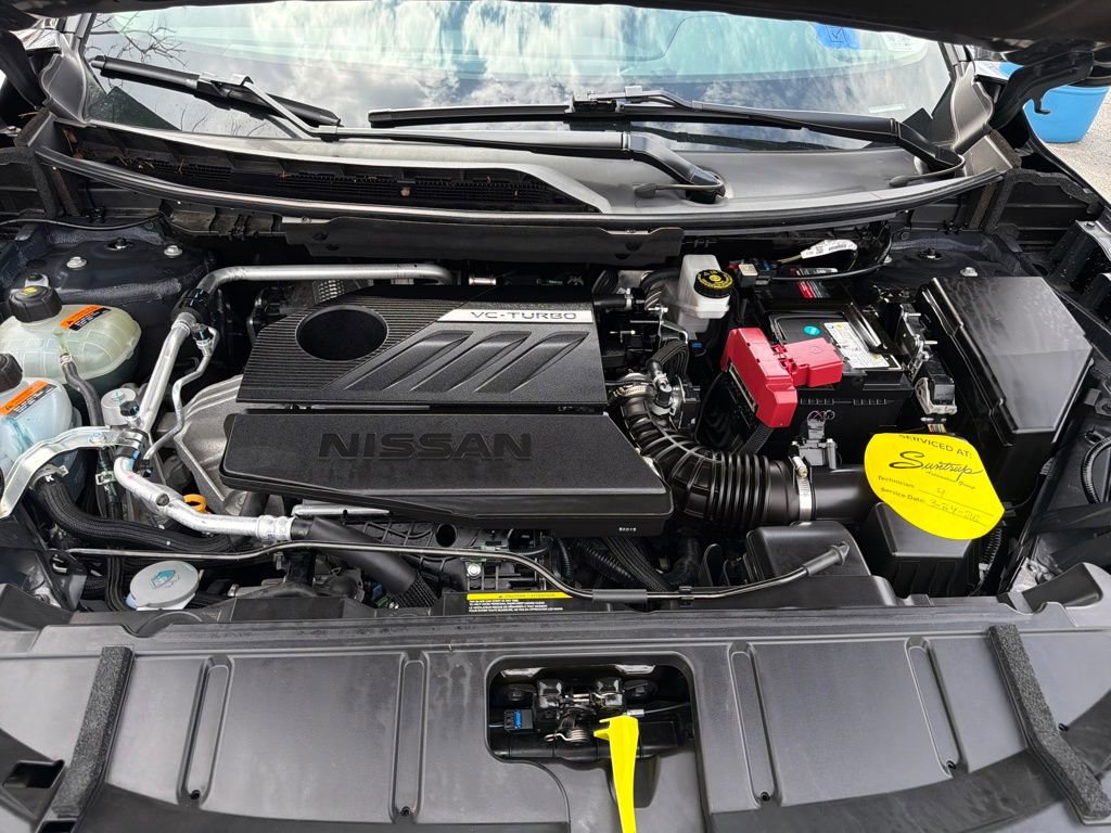 Used 2025 Nissan Rogue SV image 24