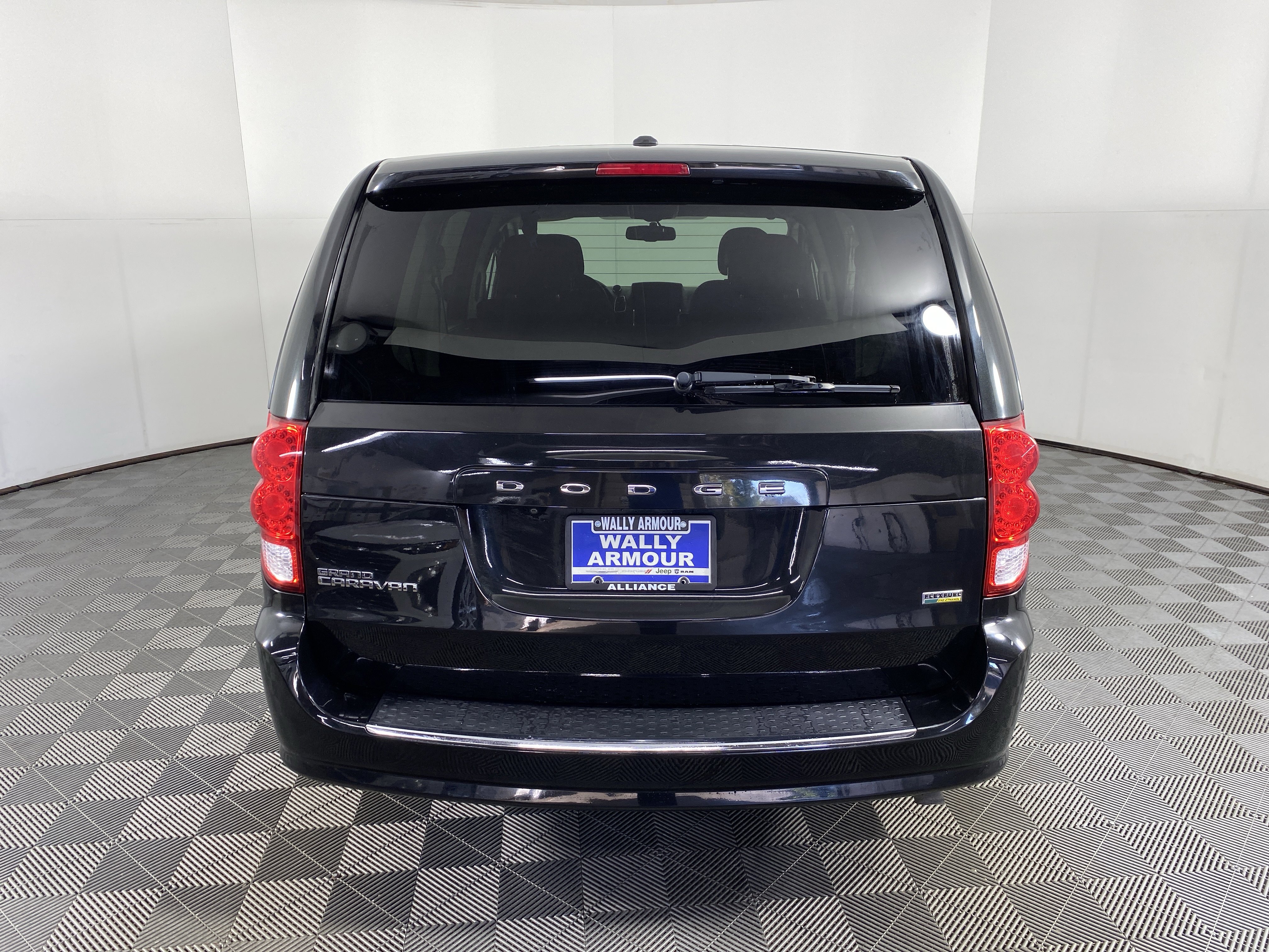 Used 2017 Dodge Grand Caravan SE w/ Power Window Group image 7