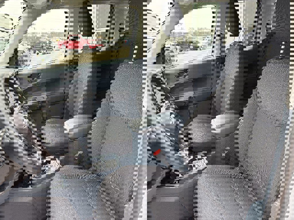 Used 2025 Ford Maverick XL image 11