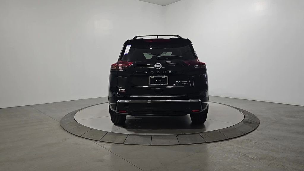 New 2026 Nissan Rogue Platinum image 4