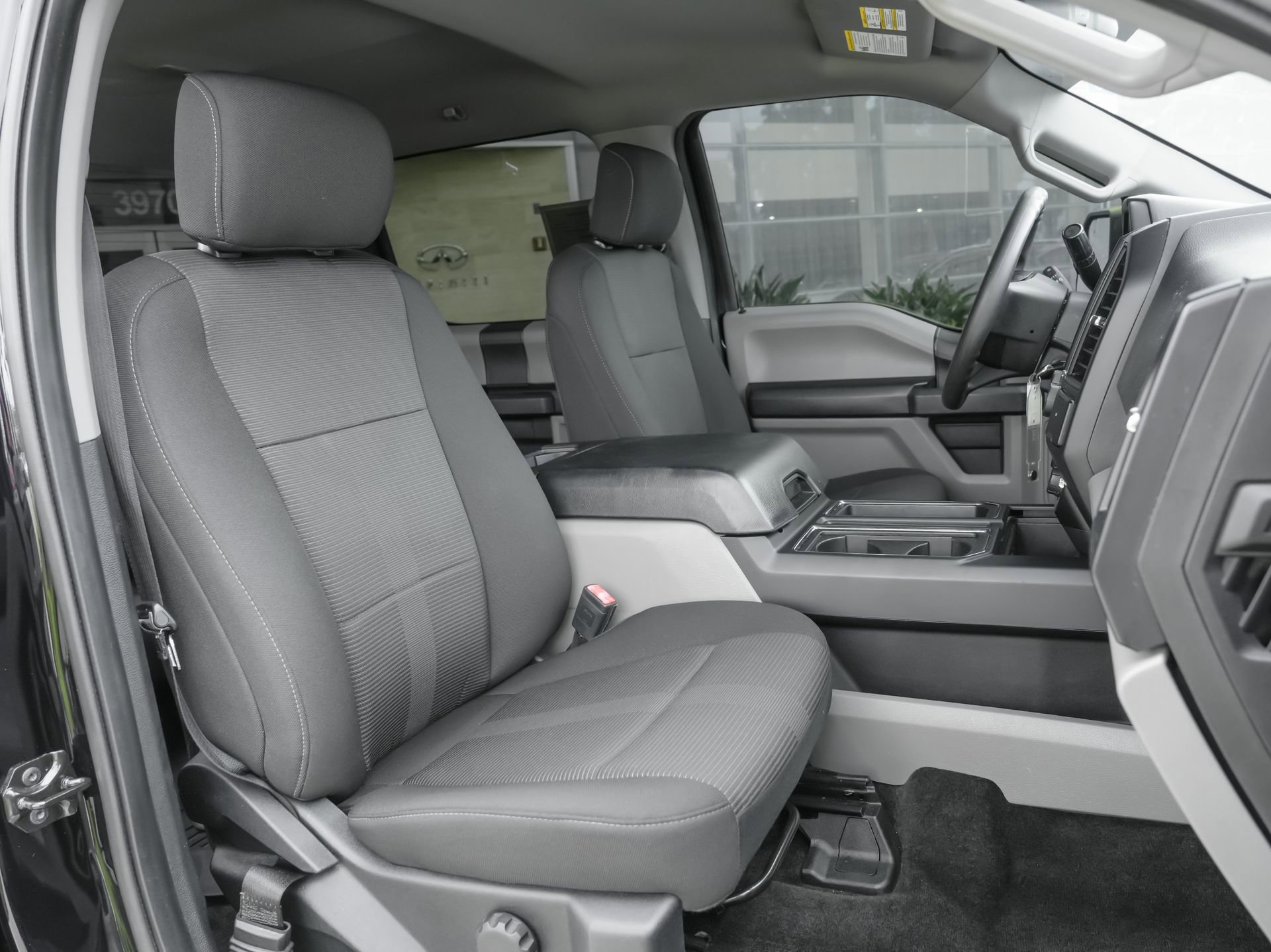 Used 2018 Ford F150 XL w/ Equipment Group 101A Mid RWD image 40