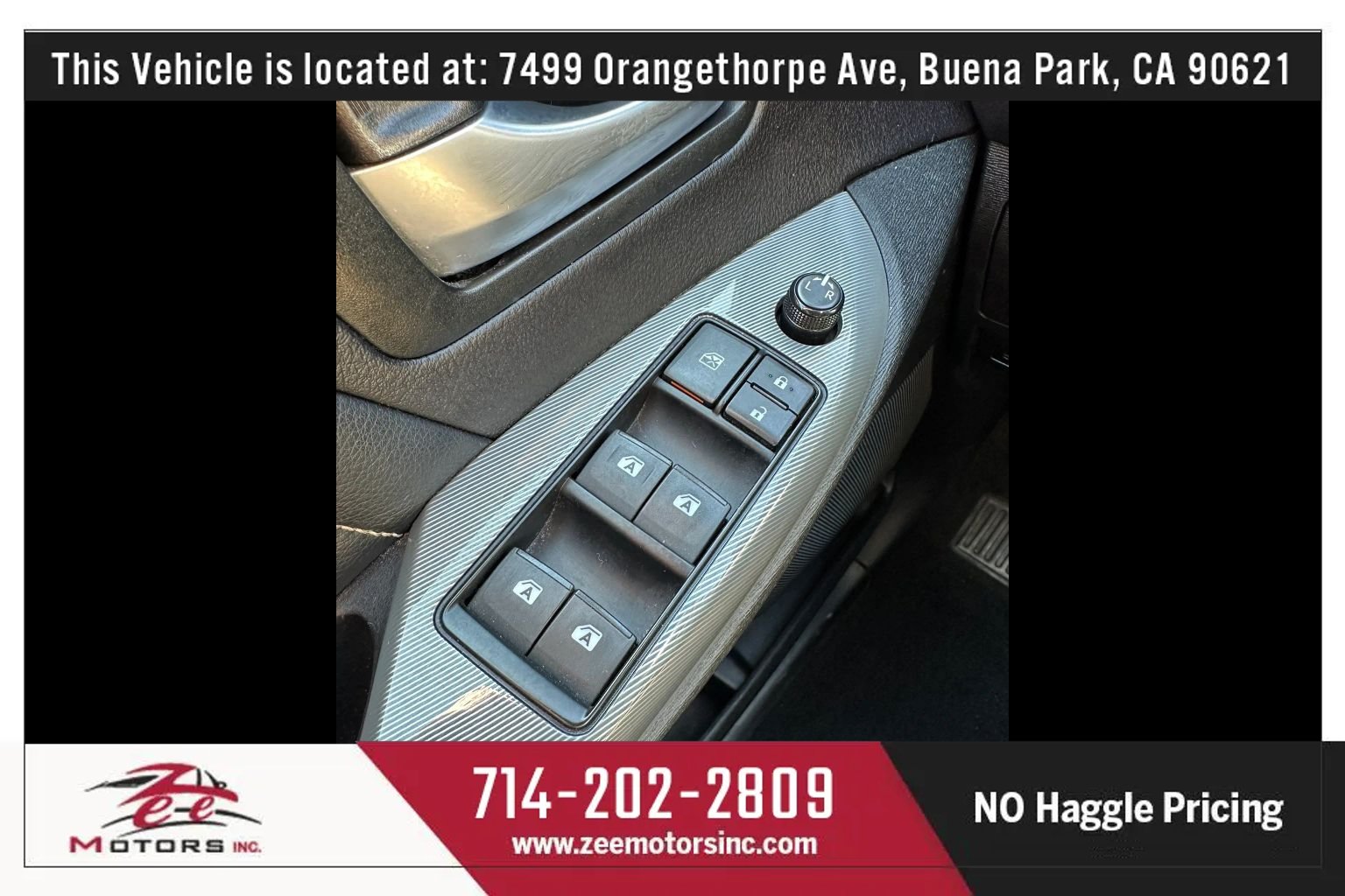 Used 2017 Toyota Sienna SE Premium w/ Cargo Management Package FWD image 29