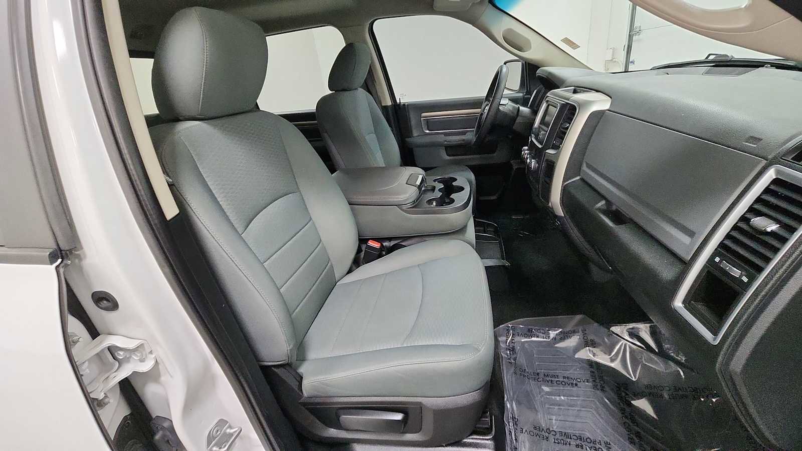 Used 2017 RAM 1500 Classic SLT image 27