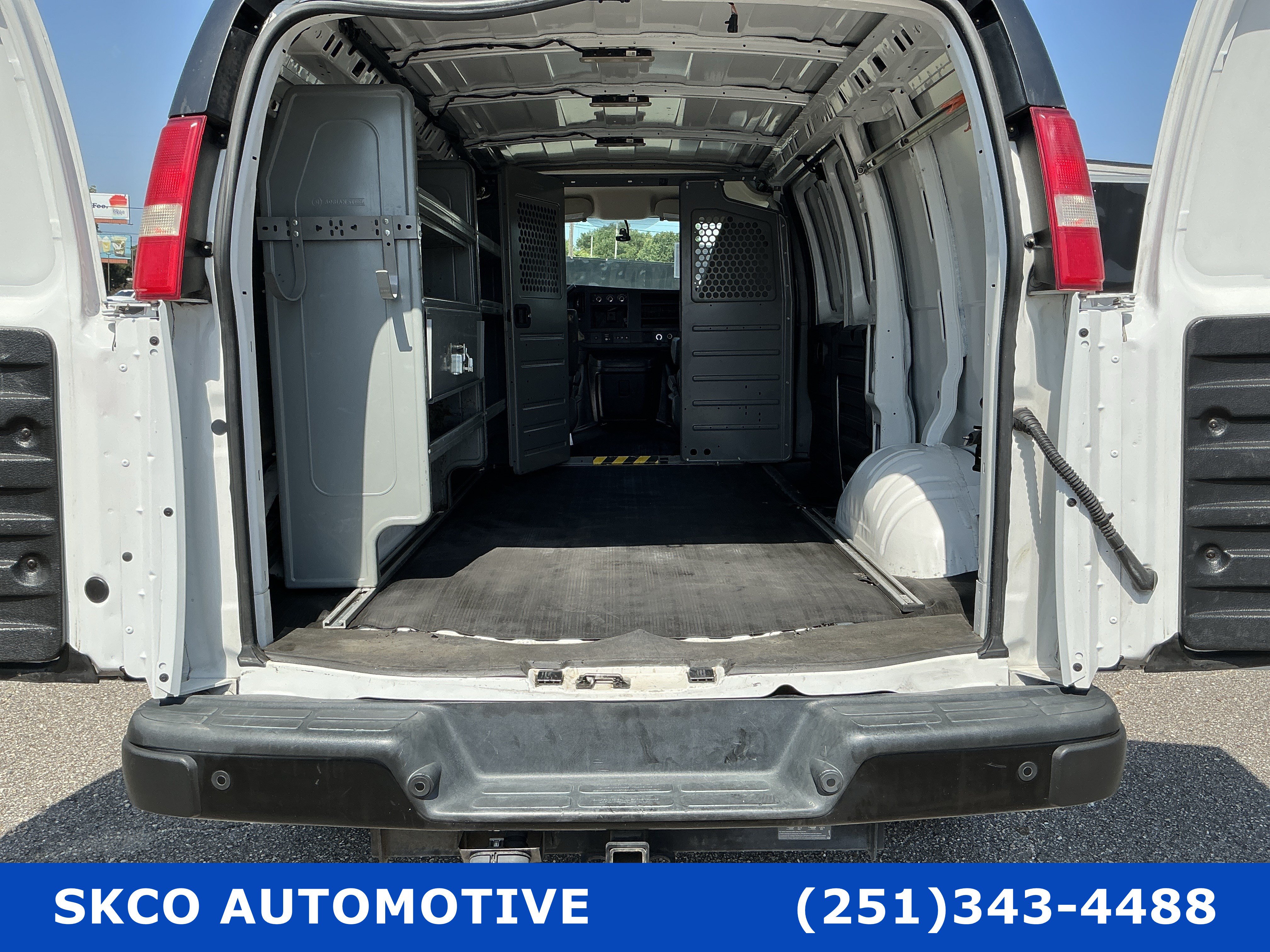 Used 2019 Chevrolet Express 2500 w/ Safety Package RWD image 17
