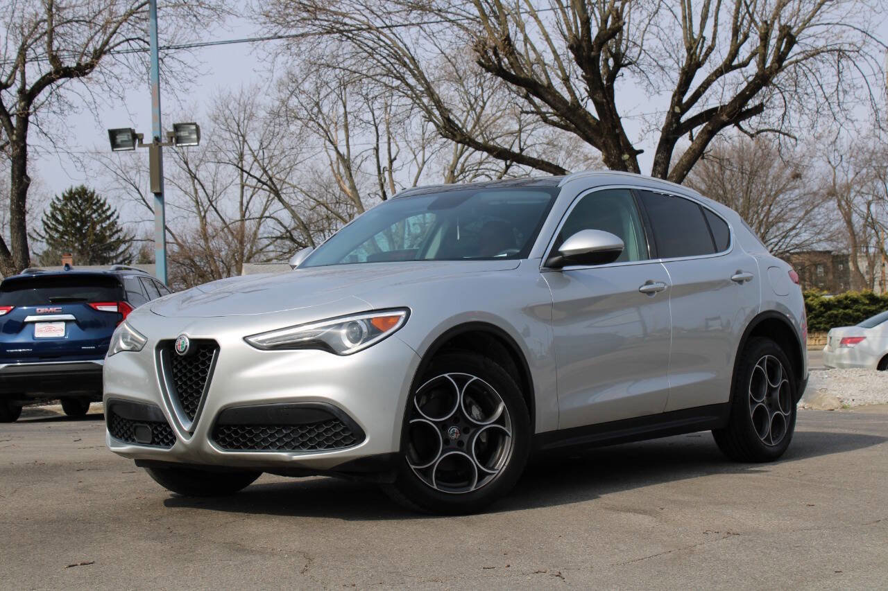 Used 2018 Alfa Romeo Stelvio Sport w/ Cold Weather Package image 2