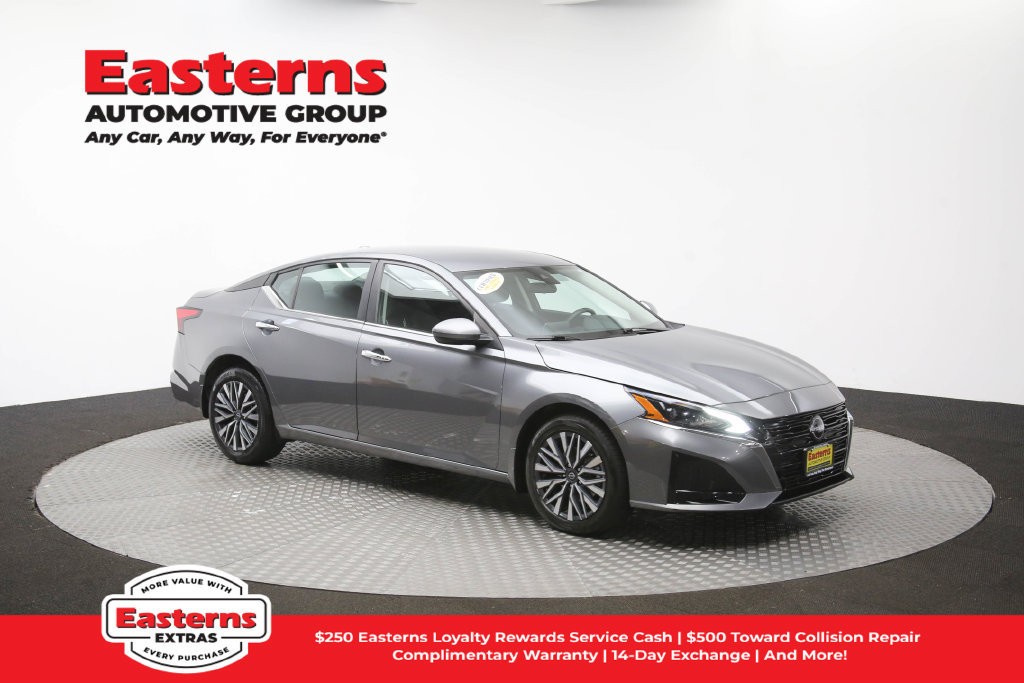 Used 2023 Nissan Altima 2.5 SV AWD/4WD image 49