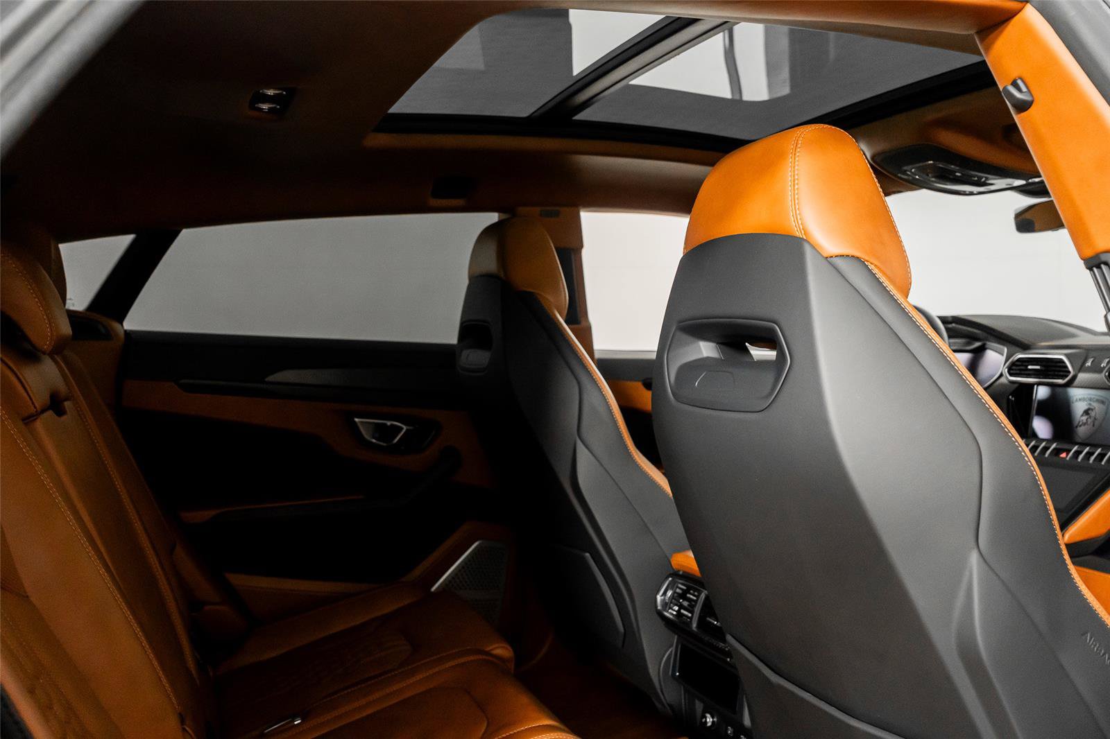 Used 2023 Lamborghini Urus S AWD/4WD image 51