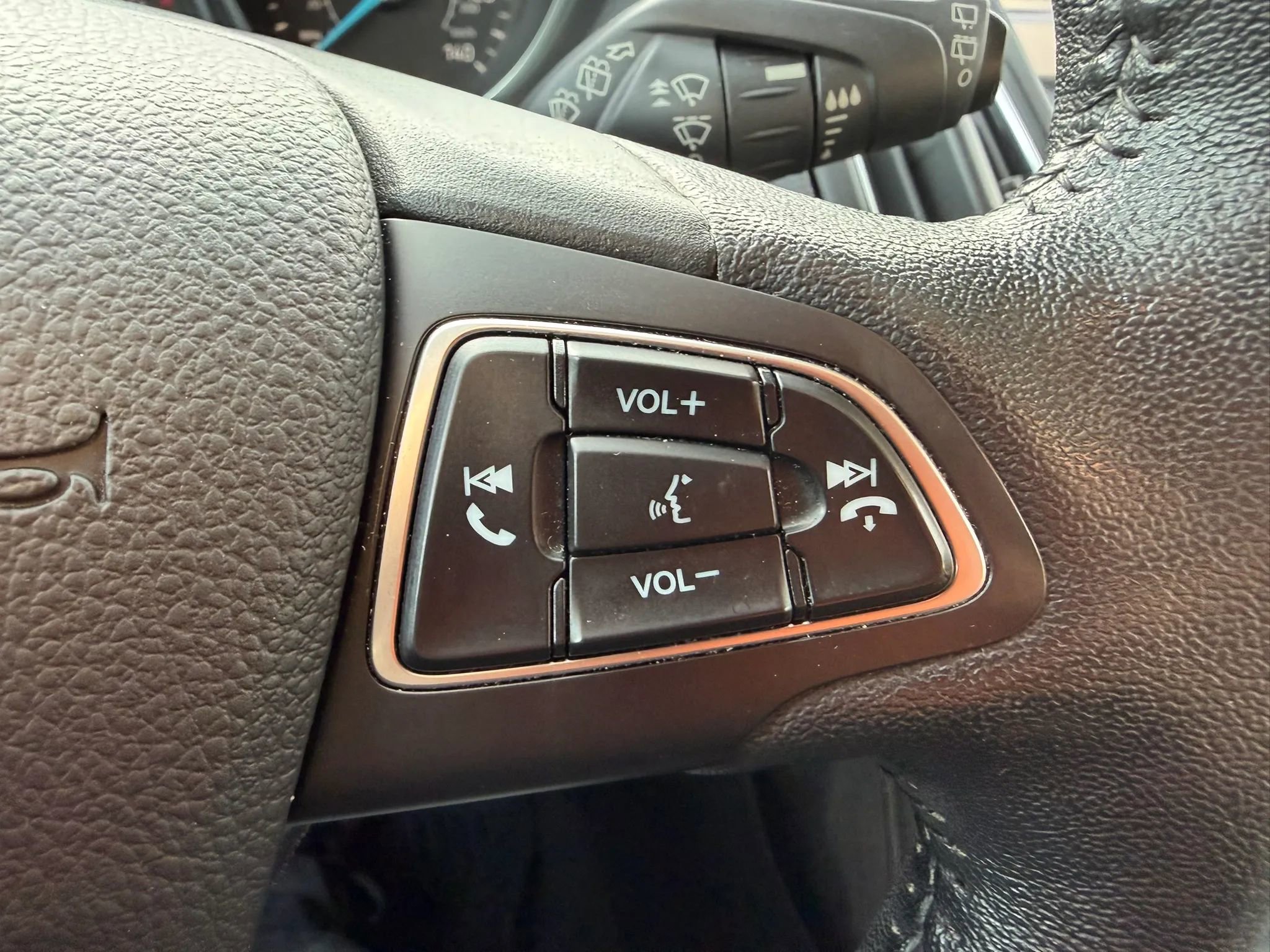 Used 2017 Ford Focus Titanium image 15