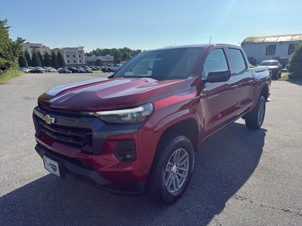 New 2026 Chevrolet Colorado LT w/ LT Convenience Package AWD/4WD image 2