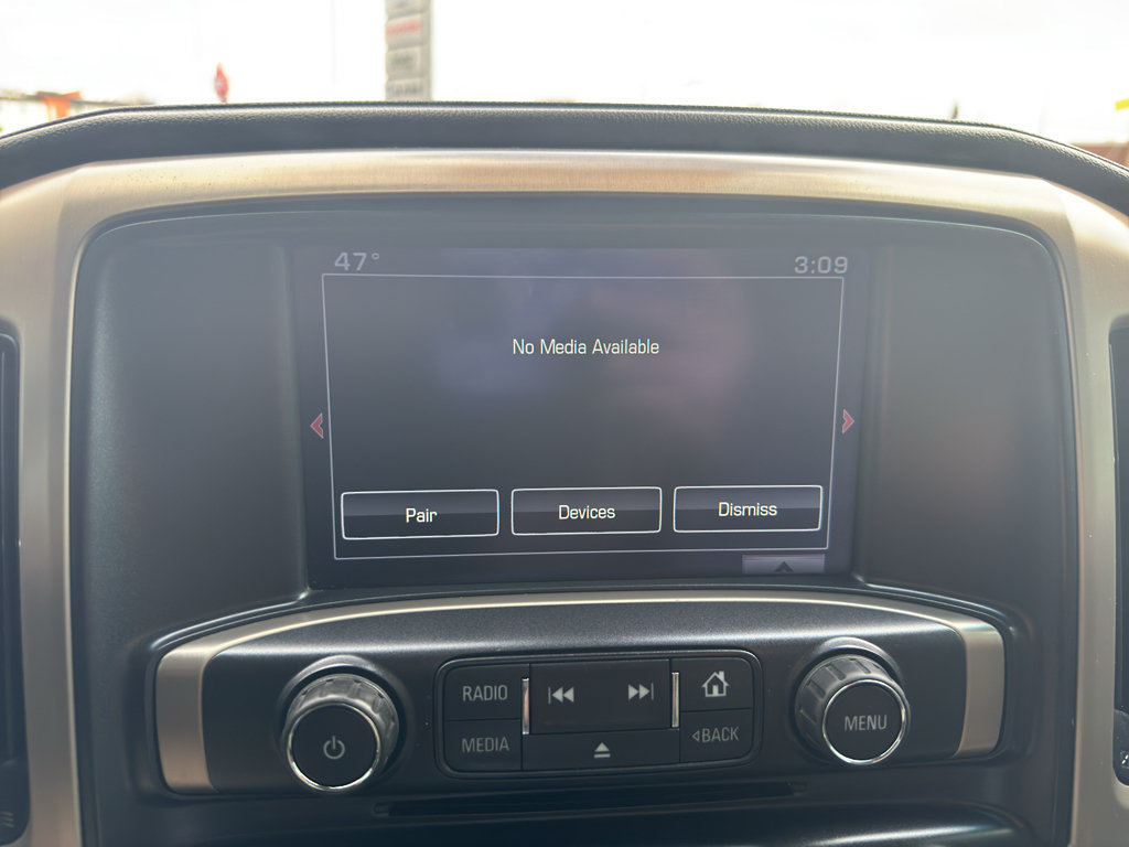 Used 2015 GMC Sierra 2500 Denali w/ Duramax Plus Package AWD/4WD image 28