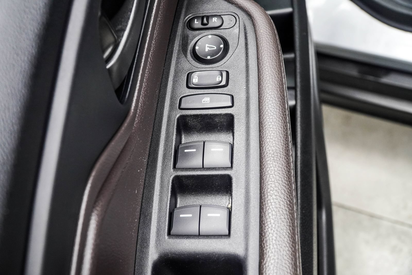 Used 2024 Honda Odyssey EX-L image 30