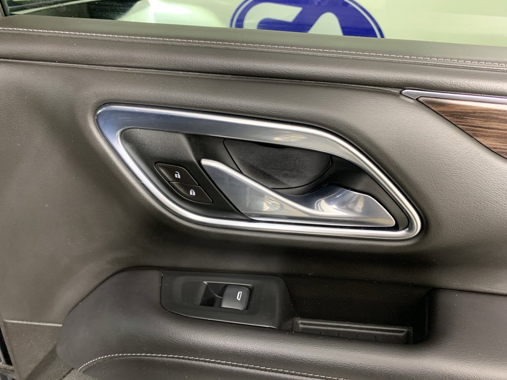 Used 2021 Chevrolet Tahoe LT w/ Luxury Package image 39