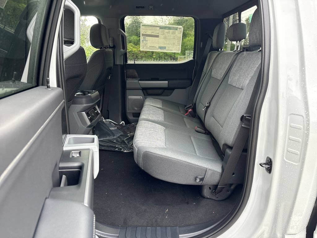 New 2026 Ford F450 XLT w/ XLT Premium Package AWD/4WD image 32