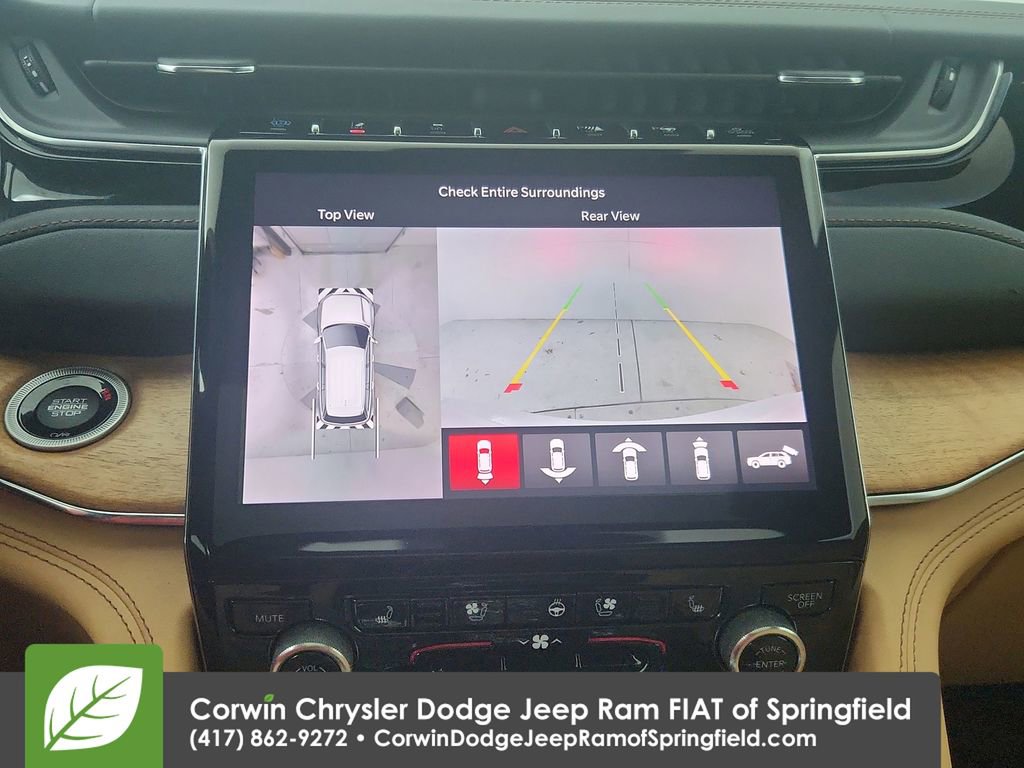 Used 2023 Jeep Grand Cherokee Summit image 24