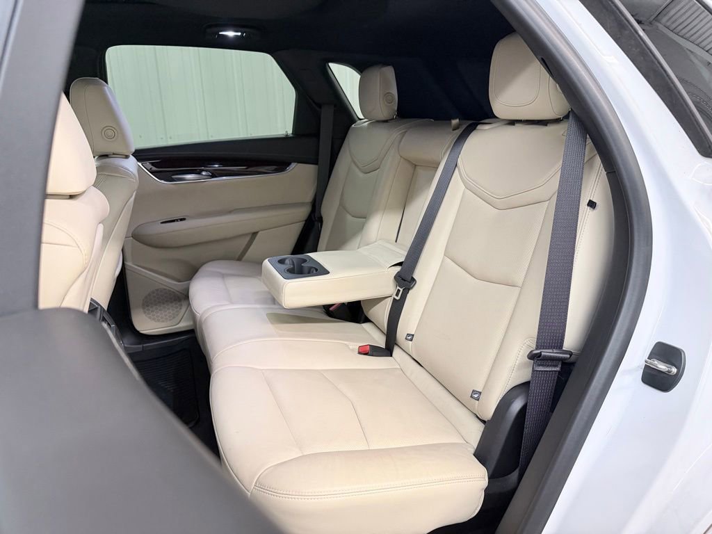 Used 2018 Cadillac XT5 Luxury w/ Driver Awareness Package image 28