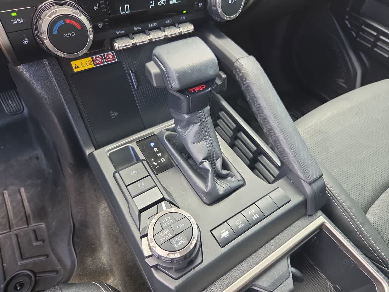 Used 2025 Toyota 4Runner TRD Off-Road Premium AWD/4WD image 25
