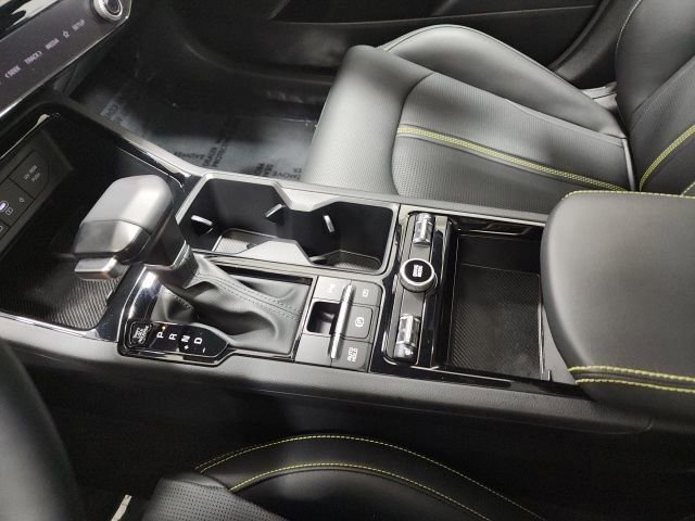 Used 2025 Kia K5 GT image 32