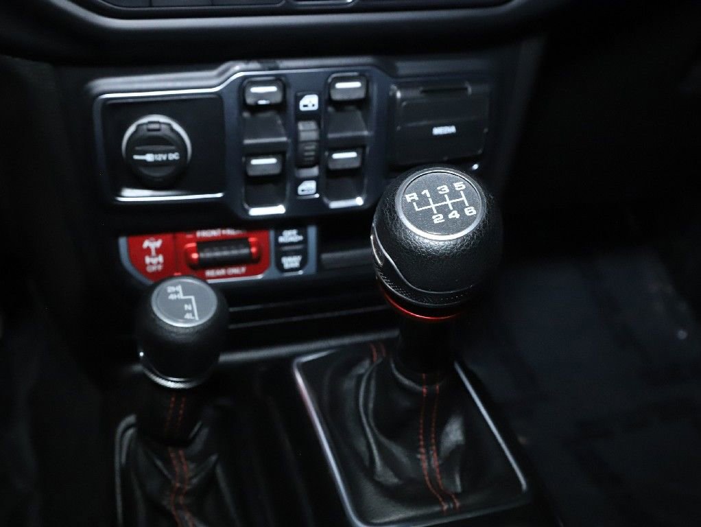 Used 2020 Jeep Gladiator Rubicon w/ Trailer Tow Package image 28