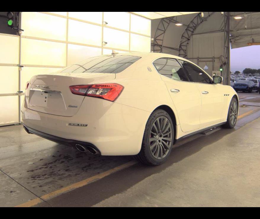 Used 2020 Maserati Ghibli S RWD image 11