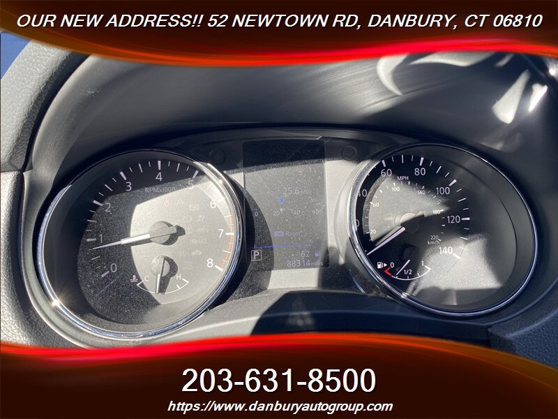 Used 2020 Nissan Rogue S AWD/4WD image 16