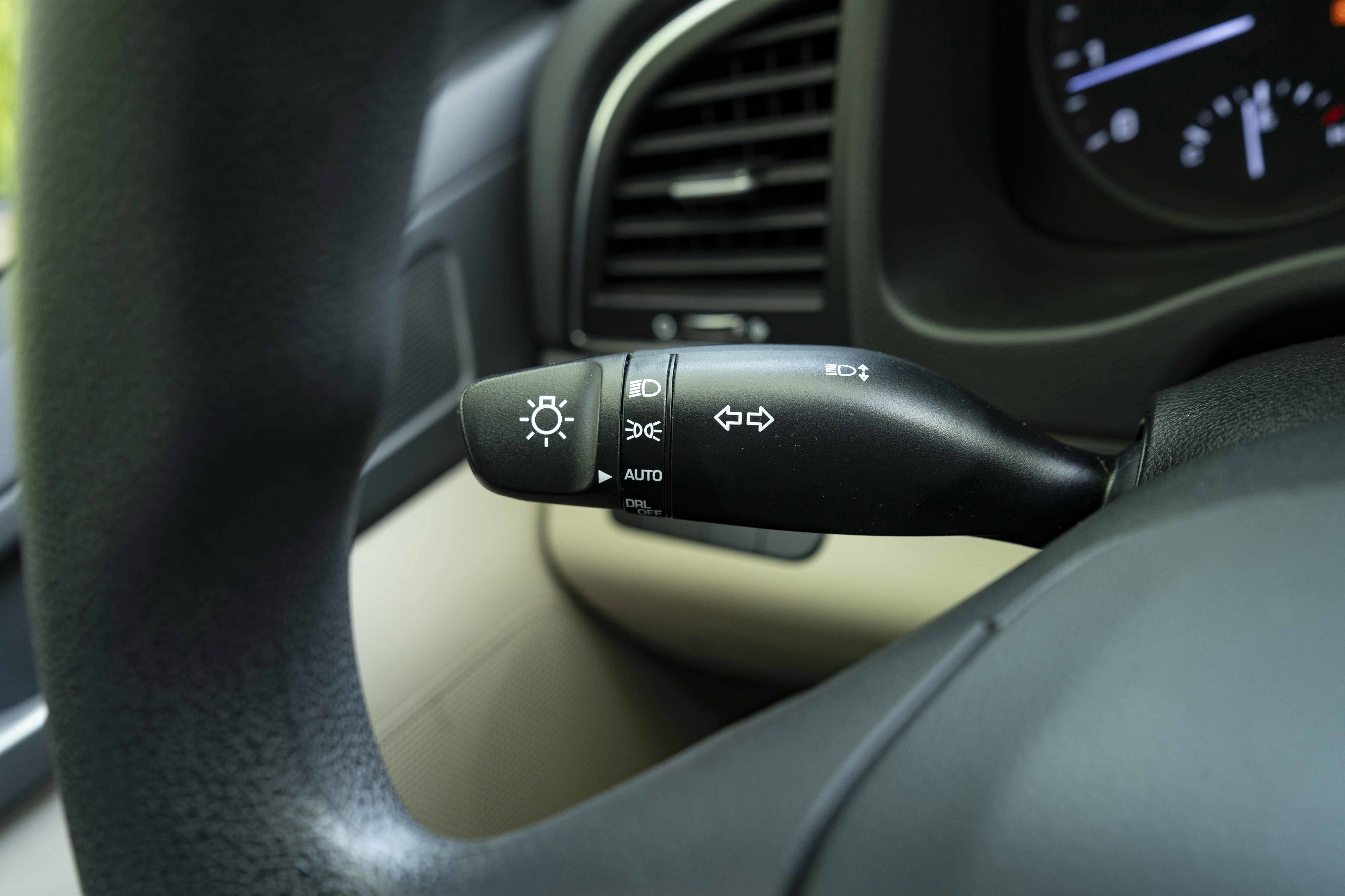 Used 2017 Hyundai Elantra SE image 22