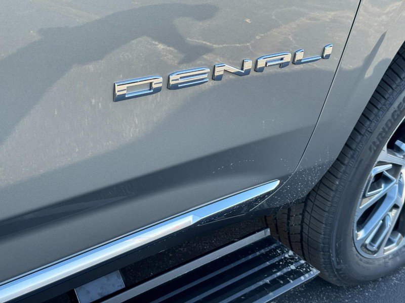 New 2026 GMC Yukon XL Denali w/ Sun & Power Step Package image 38