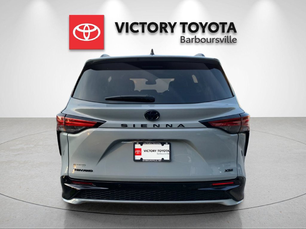 New 2026 Toyota Sienna XSE AWD/4WD image 3