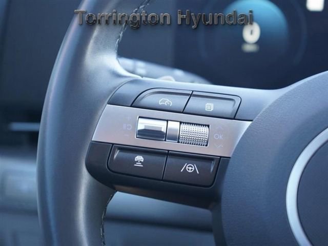Used 2025 Hyundai Kona SEL image 18
