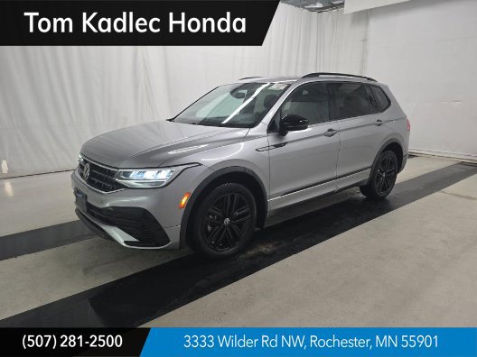 Used 2022 Volkswagen Tiguan SE R-Line AWD/4WD image 1