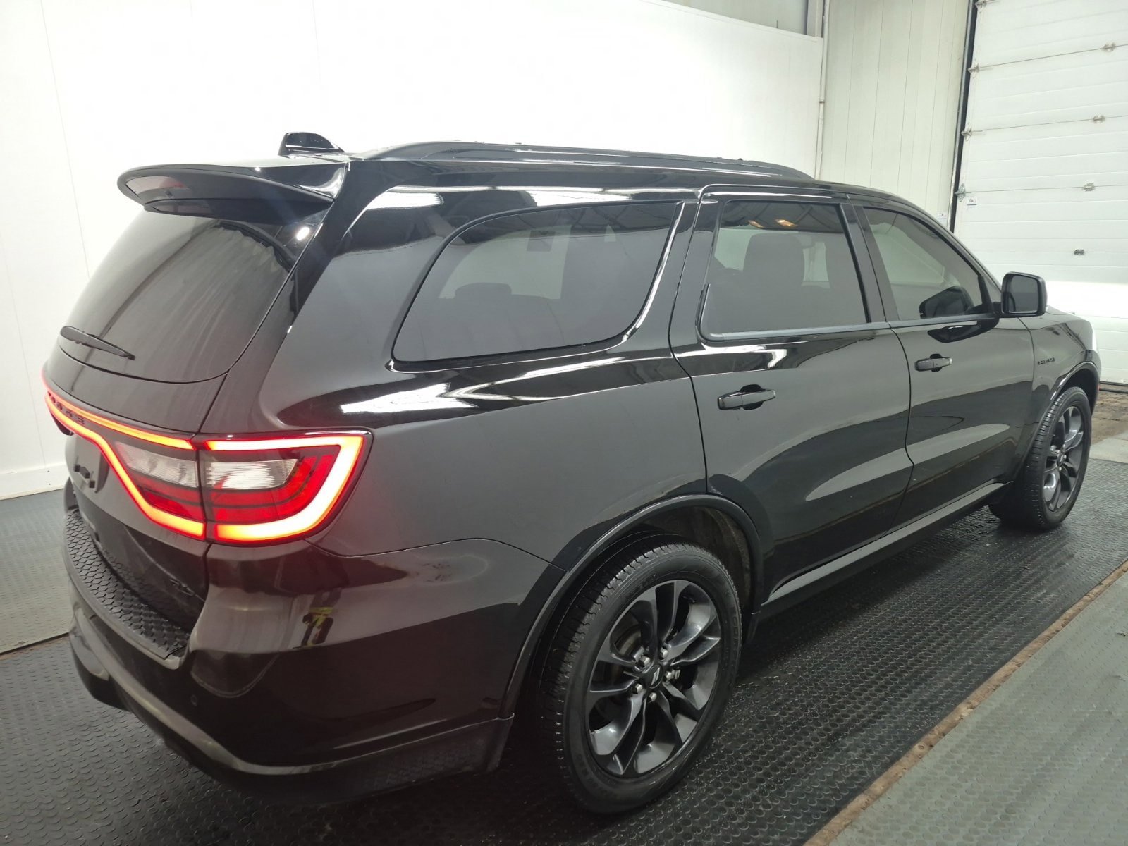 Used 2024 Dodge Durango R/T AWD/4WD image 3